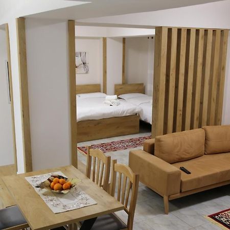 Modern Marvel Apartment Krujë 외부 사진