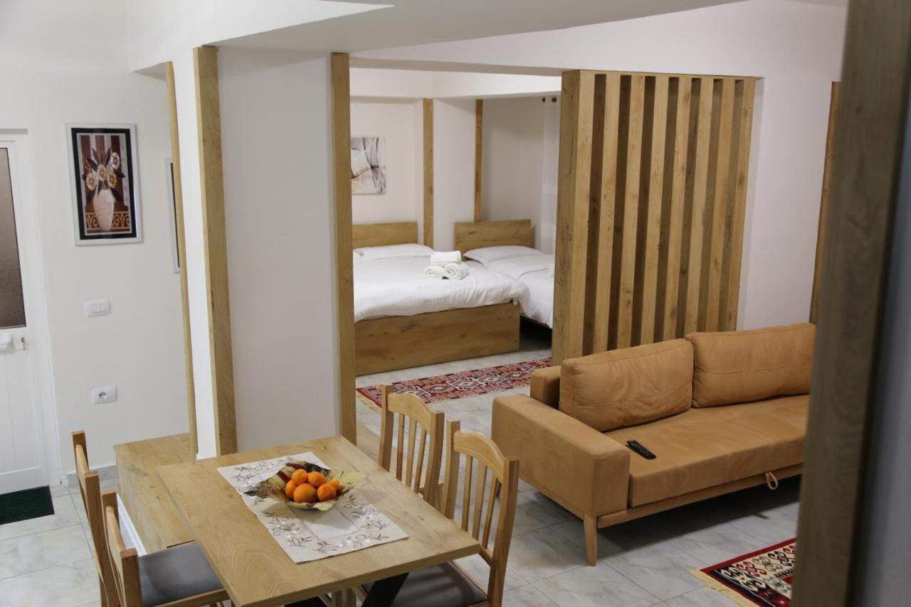 Modern Marvel Apartment Krujë 외부 사진