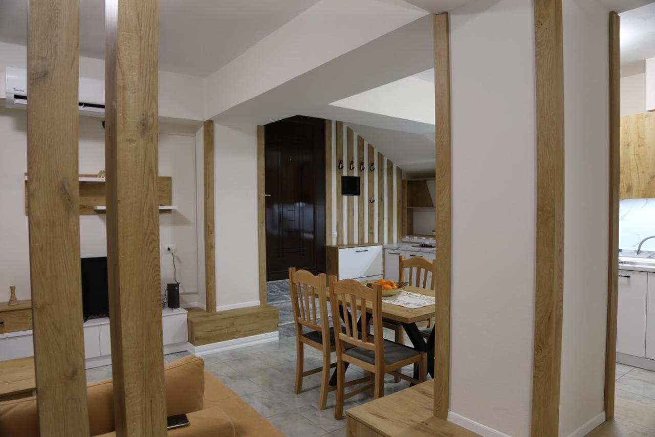 Modern Marvel Apartment Krujë 외부 사진