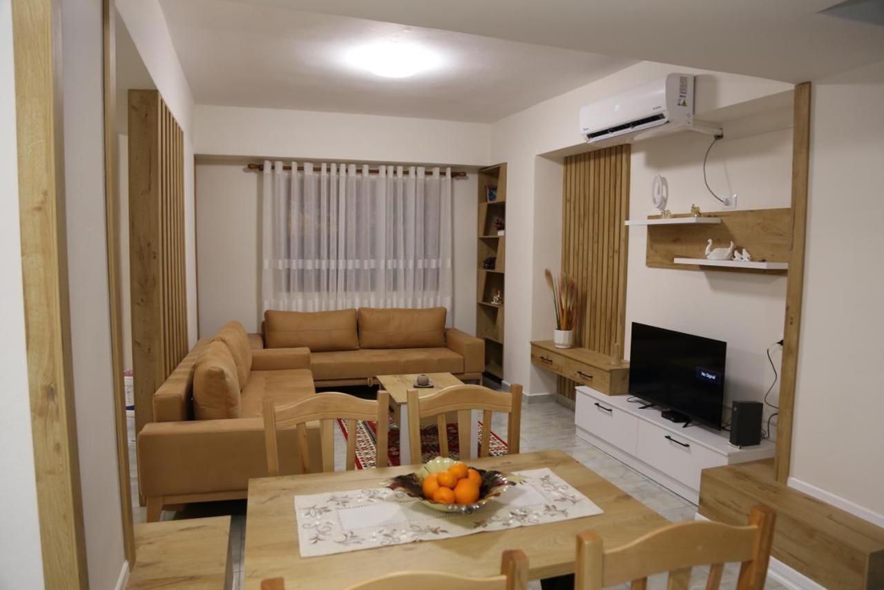 Modern Marvel Apartment Krujë 외부 사진